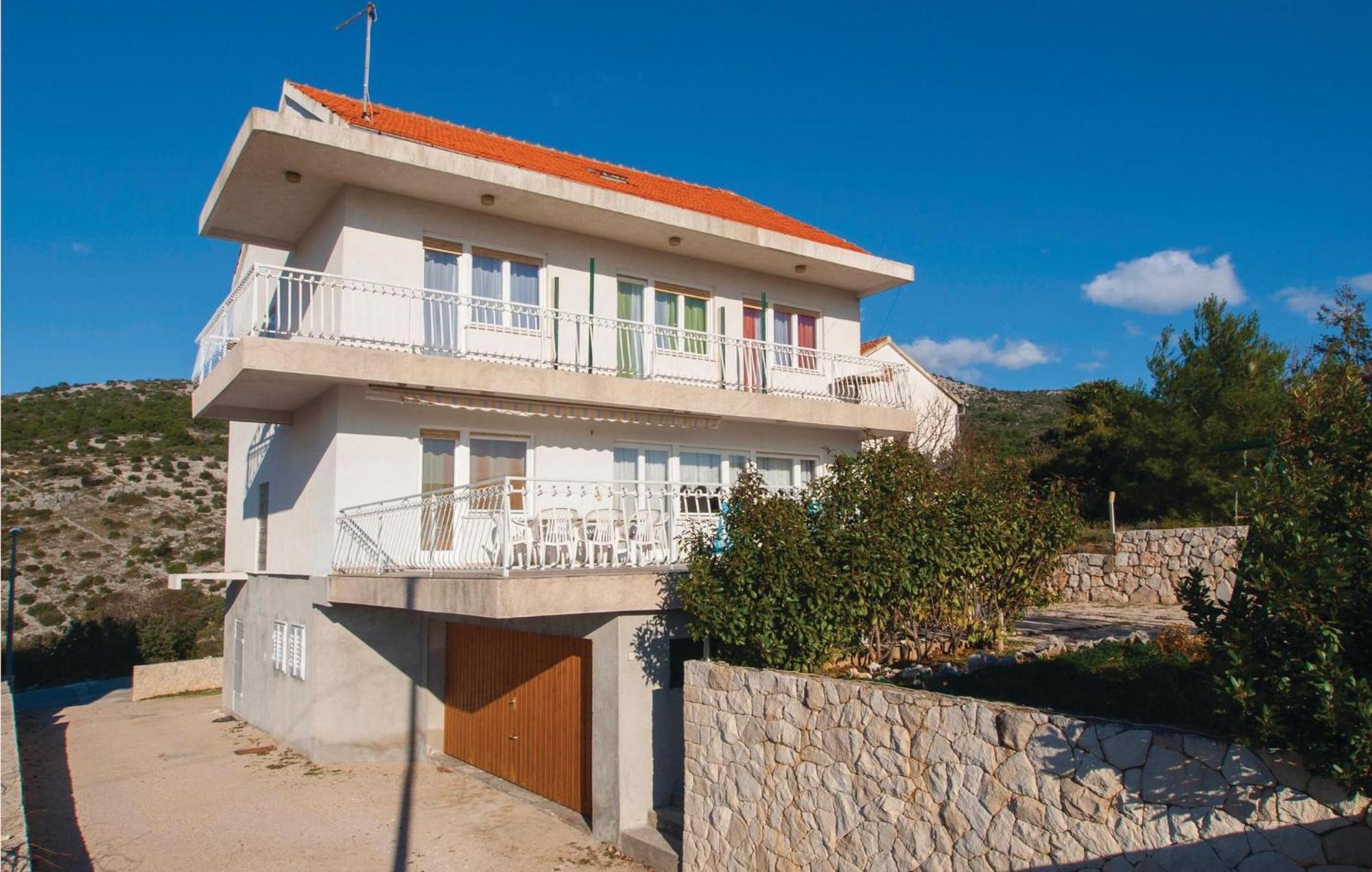 Cozy Home In Dolac With Kitchen Primošten Exteriér fotografie